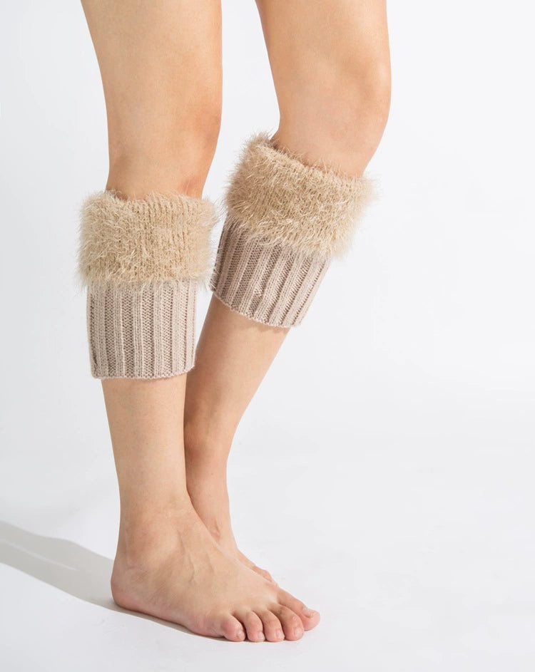 LaPose Fashion - Diana Fur Leg Warmer - Accesories, Leg Warmers, Socks, Winter Edit