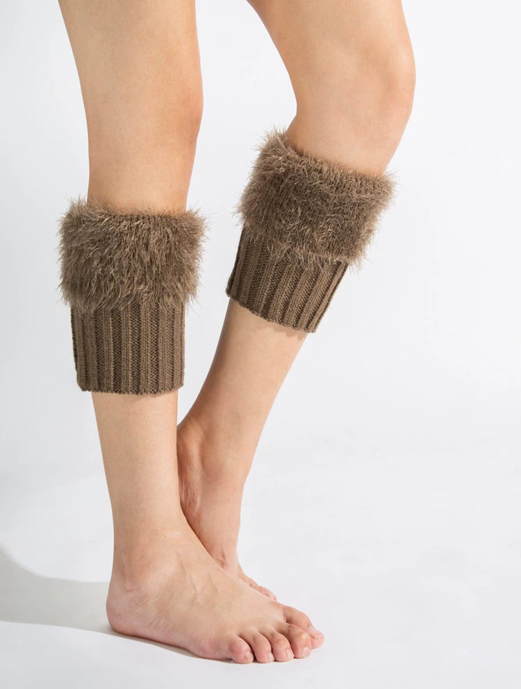 LaPose Fashion - Diana Fur Leg Warmer - Accesories, Leg Warmers, Socks, Winter Edit