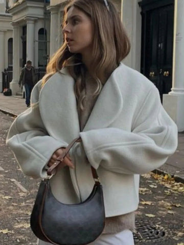 LaPose Fashion - Stassi Wool Coat - Clean Girl, Coats & Jackets, Fall-Winter 23, Jackets, Oversize Jacket, Puffer Jacket, Winter Edit