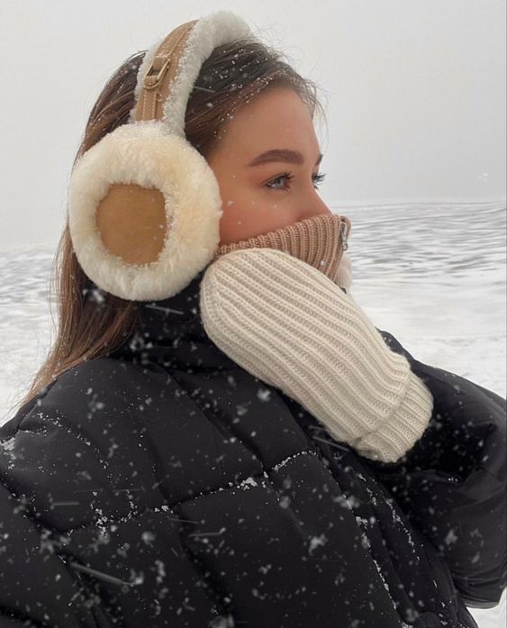 LaPose Fashion - Viera Earmuffs - Accesories, Earmuffs, Fall-Winter 23, Winter Edit