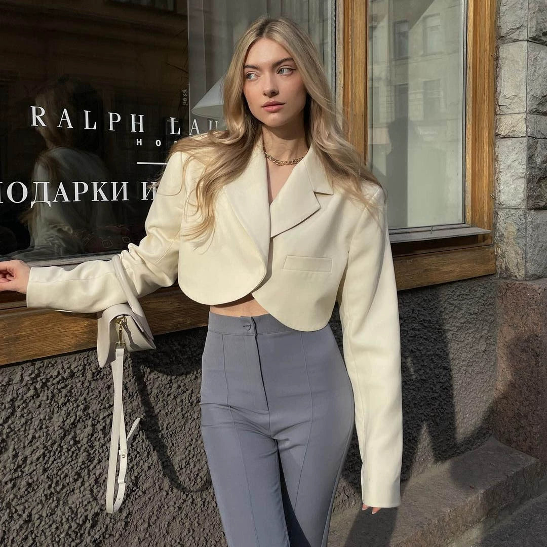 LaPose Fashion - Viha Crop Blazer - Blazer, Crop Tops, Long Sleeve Tops, Oversize Tops, Tops